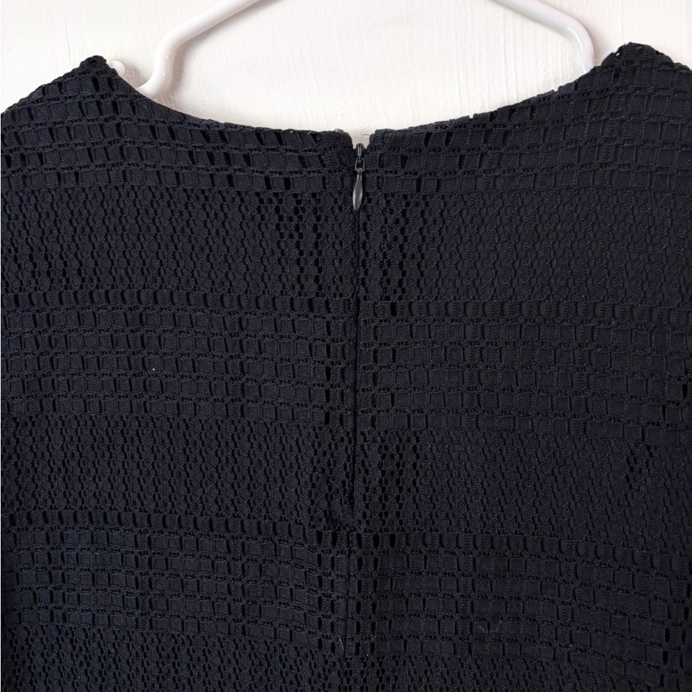 Banana Republic Top Black Crochet Knit - Picture 4 of 7